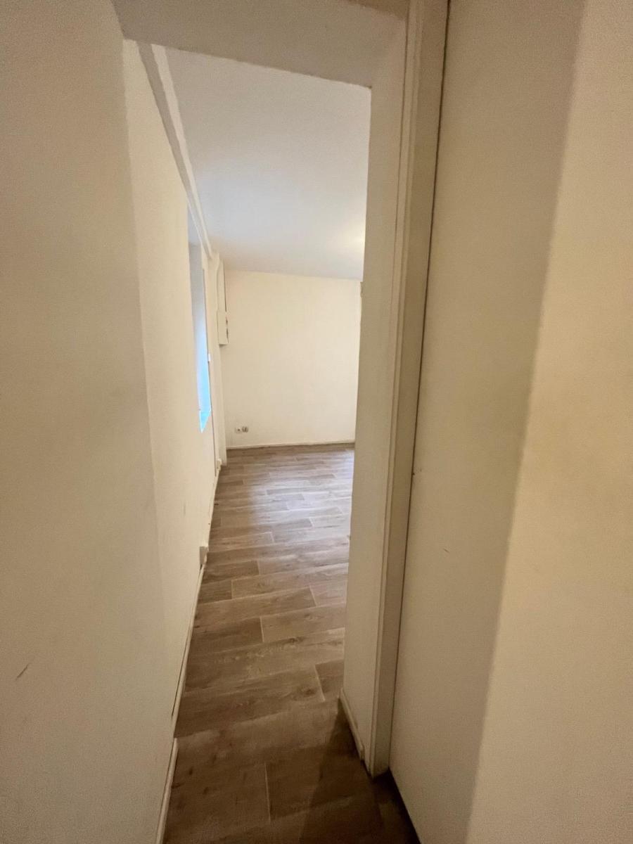 Image 6 : undefined