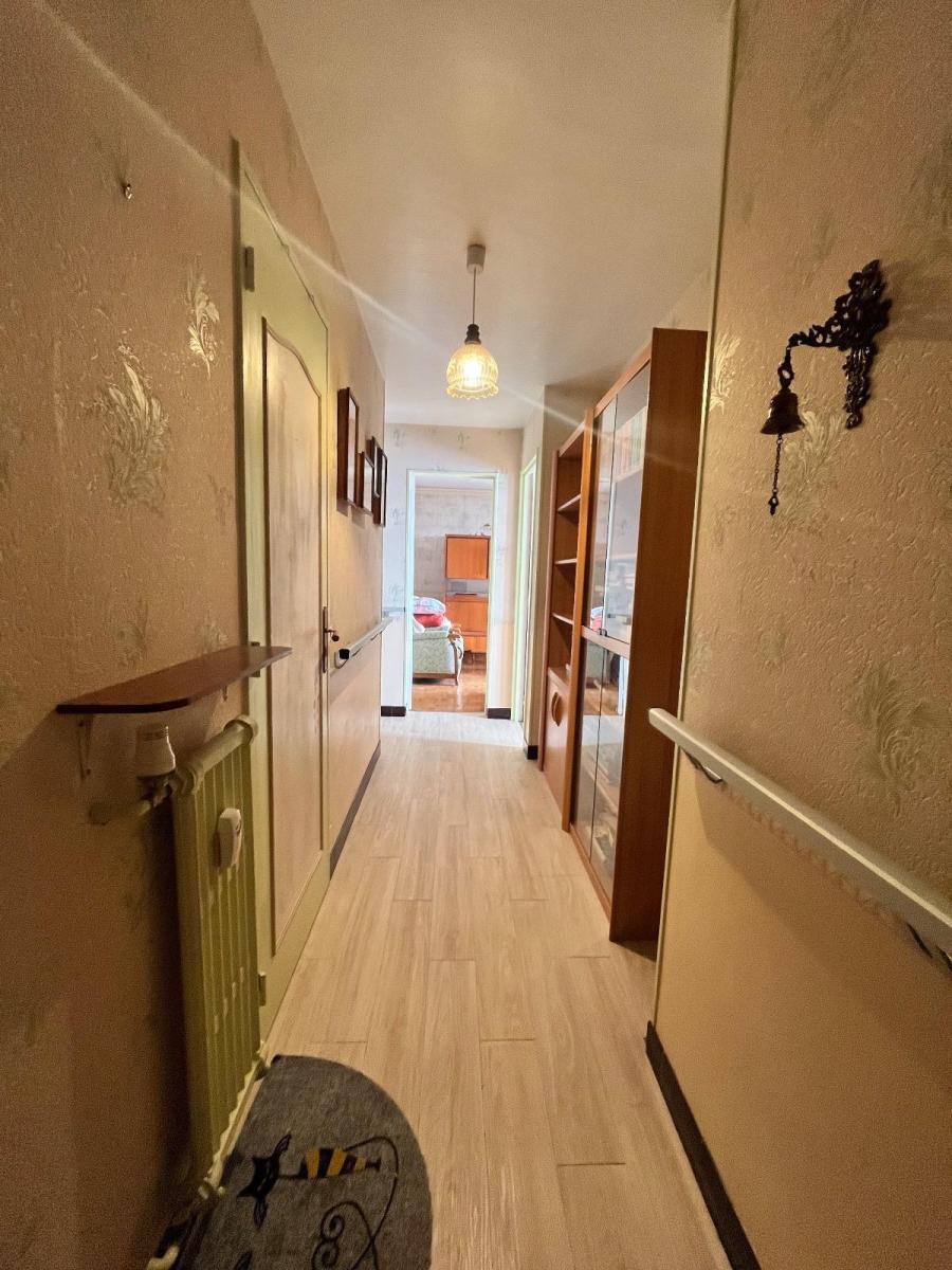 Image 8 : undefined