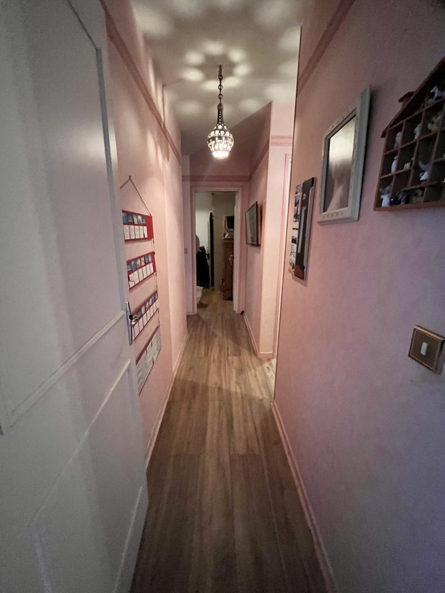 Image 8 : undefined